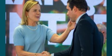 A Ministra Gleisi Roffmann e o presidente da Câmara, Hugo Motta