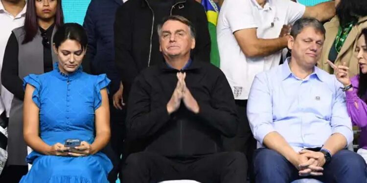 Michelle Bolsonaro, Jair Bolsonaro e Tarcísio de Freitas