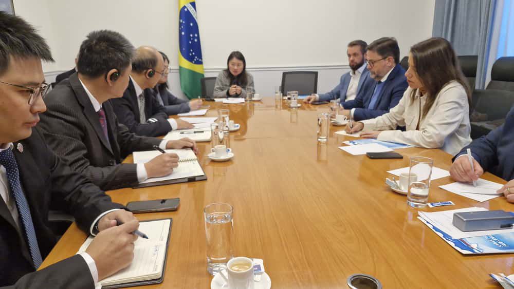 Raquel Lyra fortalece laços com China e apresenta potencial de Suape