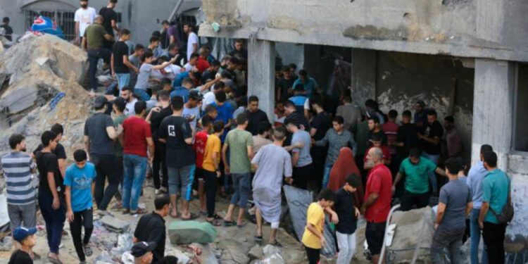 Israel e Hamas iniciam trocas de reféns