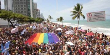 Câmara do Recife aprova moção de repúdio à Parada da Diversidade e aplauso a ato de 7 de Setembro