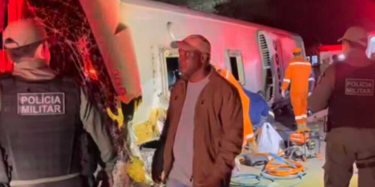 PRF e SDS contabilizam 17 vítimas fatais em acidente no Agreste