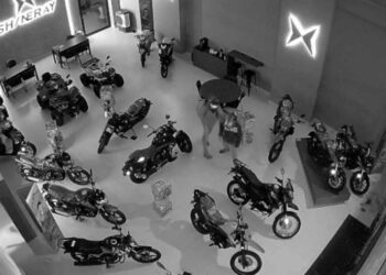 Criminosos arrombam loja de motos em Caruaru durante a madrugada