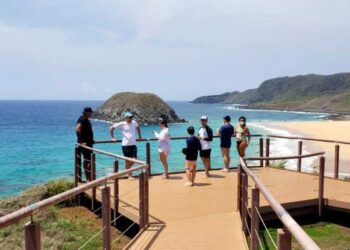 Administração de Noronha rebate acusações de falhas no controle da TPA