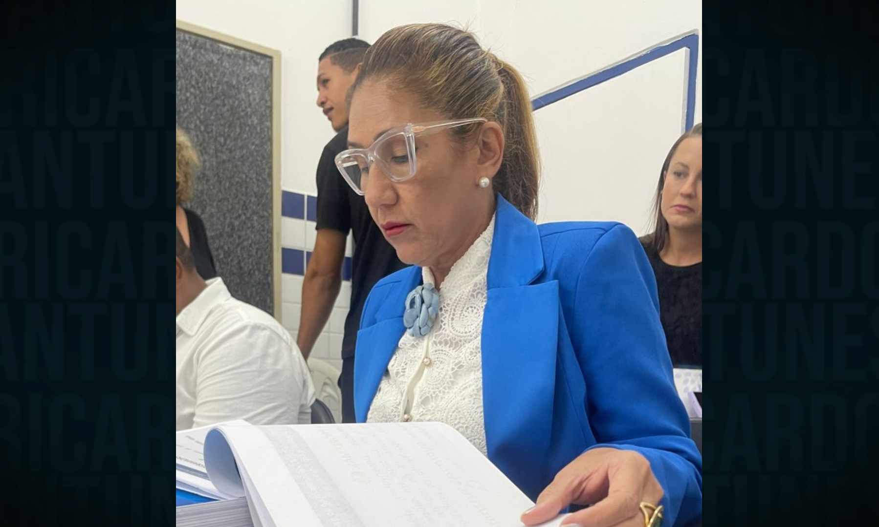 A advogada Edjane Silva Monteiro foi detida pela Polícia Civil em Caruaru - Blog do Ricardo Antunes