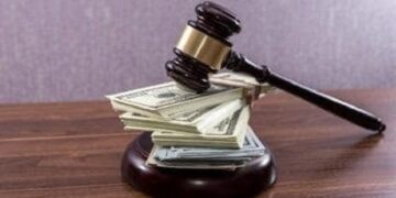 Membros dos MPs ganharam quase R$ 1 milhão em um único mês.