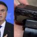 Tornozeleira eletrônica de Bolsonaro com sinais de queimaduras