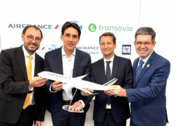 Nicolas Nicobaert, Silvio Costa Filho, Guillaume Glass e Randolfe Rodrigues (esq. p/ dir.)