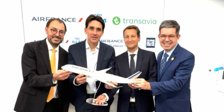 Nicolas Nicobaert, Silvio Costa Filho, Guillaume Glass e Randolfe Rodrigues (esq. p/ dir.)