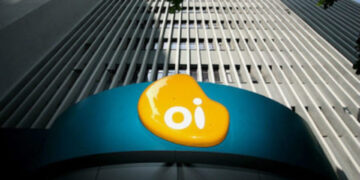 Decisão inclui suspensão de todas ações e execuções contra a Oi