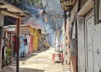 Incêndio no Recife deixou cinco mortos e atingiu 20 casas