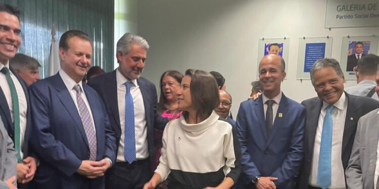 O presidente nacional Gilberto Kassab, o deputado Fernando Monteiro e a governadora Raquel Lyra