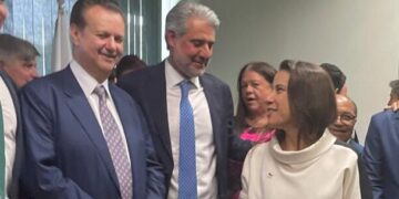 O presidente nacional Gilberto Kassab, o deputado Fernando Monteiro e a governadora Raquel Lyra