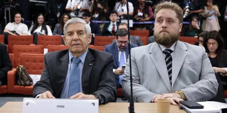 Moraes exige comprovação de Alzheimer de General Heleno