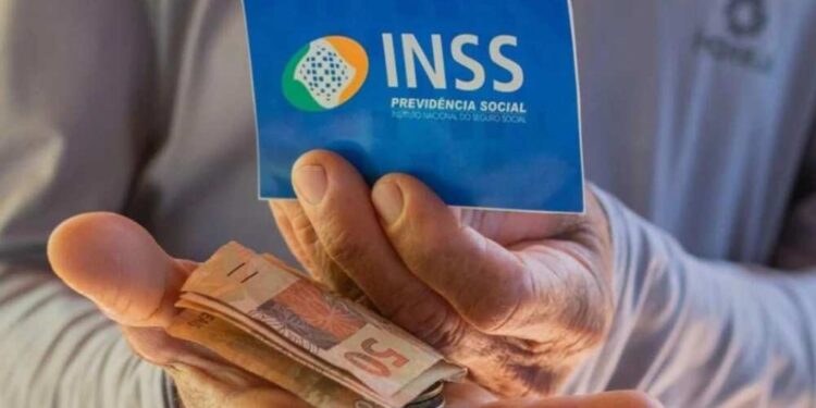 Ex-ministro e sócio envolvidos em esquema bilionário