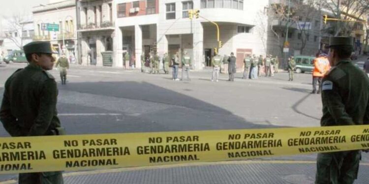 O Exército argentino se prepara para militarizar a região