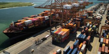 Investimentos no Complexo de Suape modernizará porto