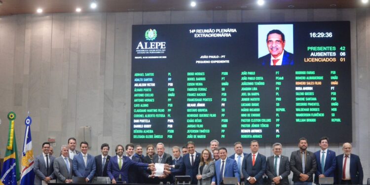 Deputados  cobraram do governo transparência na aplicação dos recursos públicos