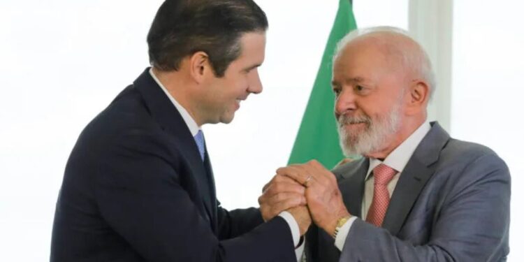 O deputado Hugo Motta e o presidente Lula