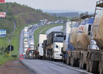 A paralisação tem como objetivo melhorias para a classe