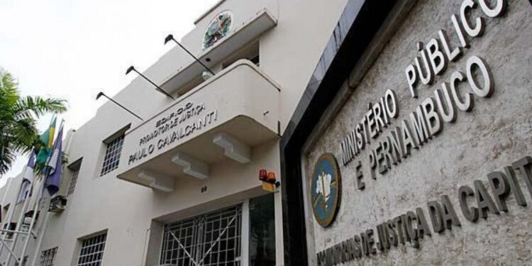 O servidor é apontado como liderança local e utilizava da posição para intimidar vítimas