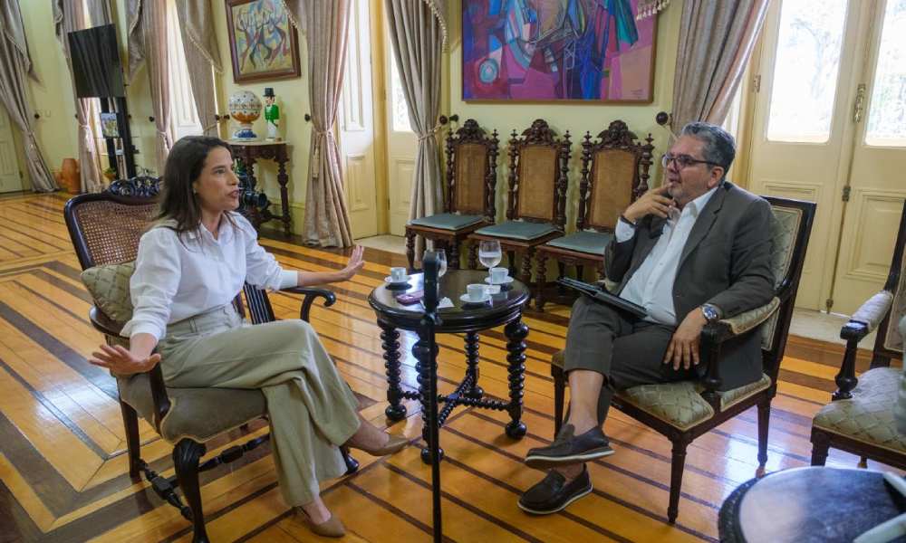 Raquel Lyra defende combate à violência contra a mulher e ressalta papel da educação e justiça