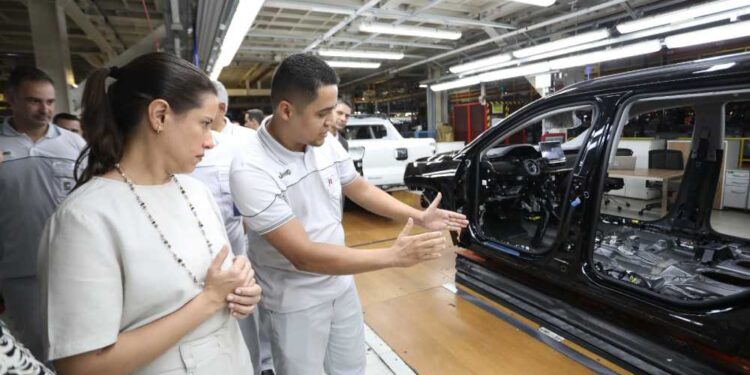 Enquanto Brasil estagna, economia de Pernambuco avança 1,7% no 3º trimestre