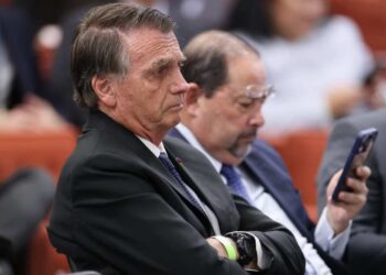 Bolsonaro pode ter regime semiaberto só em 2033