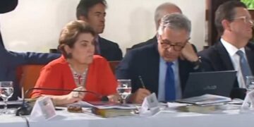 Lula cobra melhor comunicação e unidade dos ministros em reunião ministerial