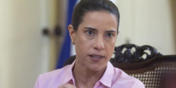 Raquel Lyra (PSD) se pronunciou sobre o caso do agora ex-presidente da EPTI Yuri Coriolono