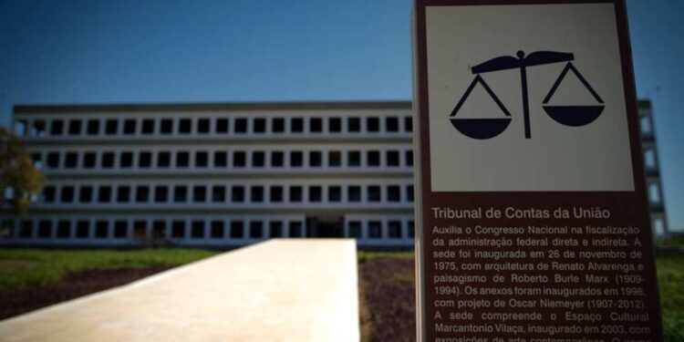 Relator do TCU suspende inspeção no Banco Central