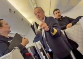 Comandante dá ultimato a passageiros da Bahia