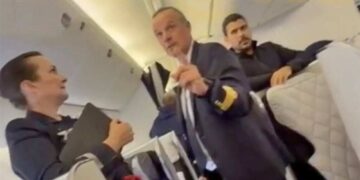 Comandante dá ultimato a passageiros da Bahia