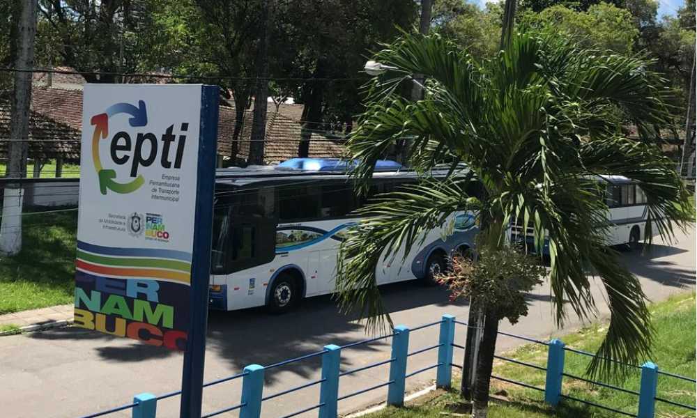 Presidente da EPTI admite erro, mas nega ser a mesma pessoa de 2012