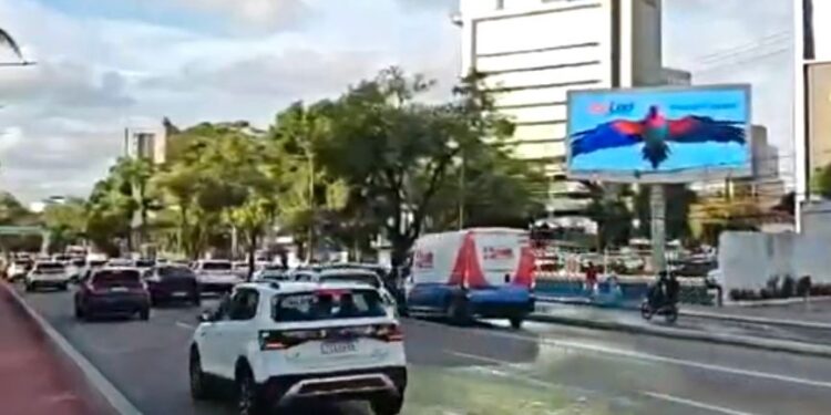 O novo painel de Led da Bandeirantes Midia OOH