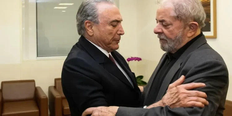 O presidente Lula e o ex-presidente Michel Temer