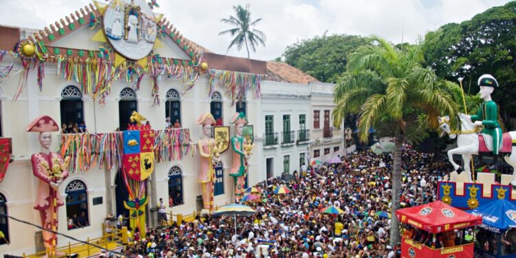 Entre os blocos na terça estão o Eu Acho é Pouco, a Ceroula e A Corda