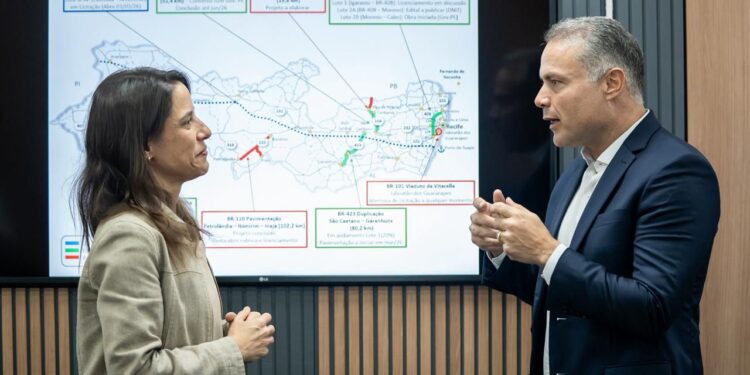 Renan Filho detalhou com Raquel as obras viárias conjuntas em Pernambuco