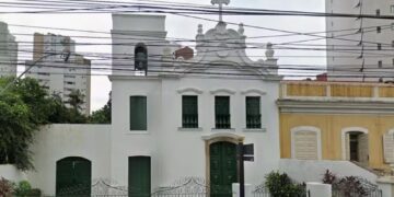 Celebrante não tem vínculo canônico com a Igreja Católica Apostólica Romana