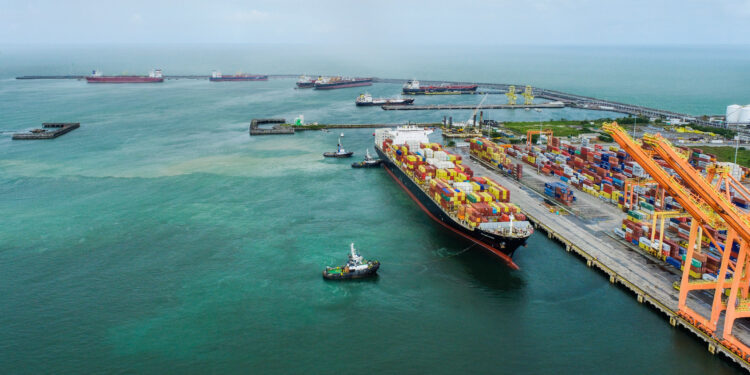 Porto de Suape registra crescimento de 38,6% em janeiro de 2026