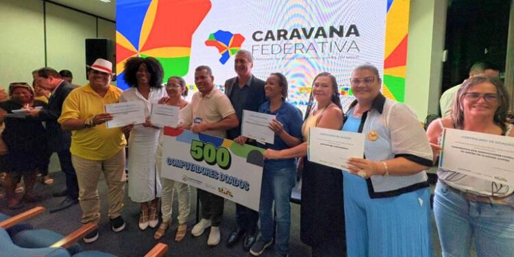 Ação do Governo do Brasil leva serviços públicos a municípios do estado