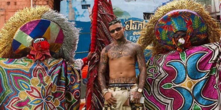 Neiff atrasa show no Carnaval