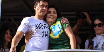 Nikolas defende Michelle e critica prioridades de Lula