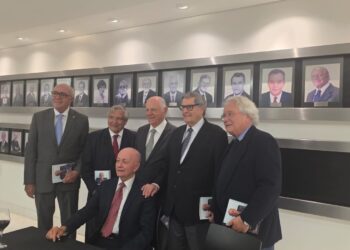 O lançamento reuniu convidados, autoridades e admiradores da trajetória de José Jorge