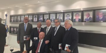 O lançamento reuniu convidados, autoridades e admiradores da trajetória de José Jorge