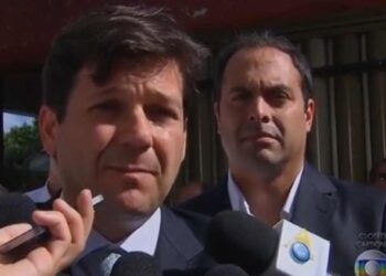 João Campos afasta Geraldo Júlio e Paulo Câmara de sua campanha