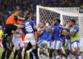 Briga generalizada na final do Mineiro entre Atlético-MG e Cruzeiro