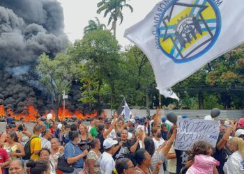 Vereadores votam projeto de lei do aumento salarial de 27 categorias