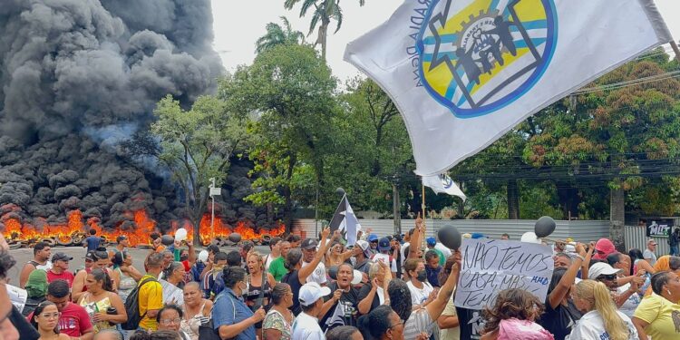Vereadores votam projeto de lei do aumento salarial de 27 categorias