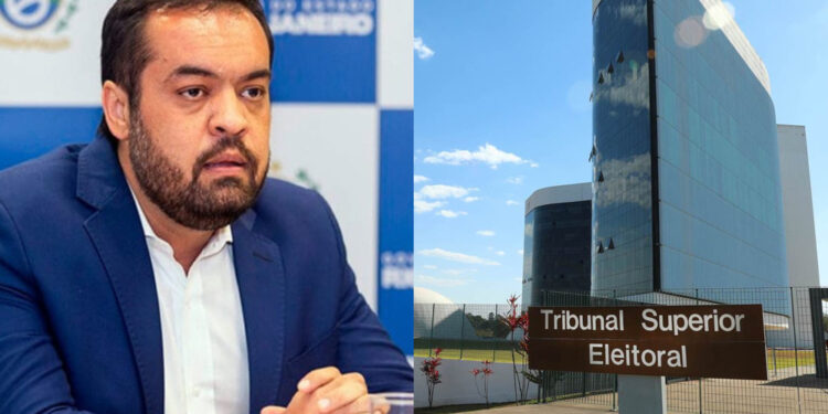 Cláudio Castro se prepara para falar com jornalistas no Palácio Guanabara